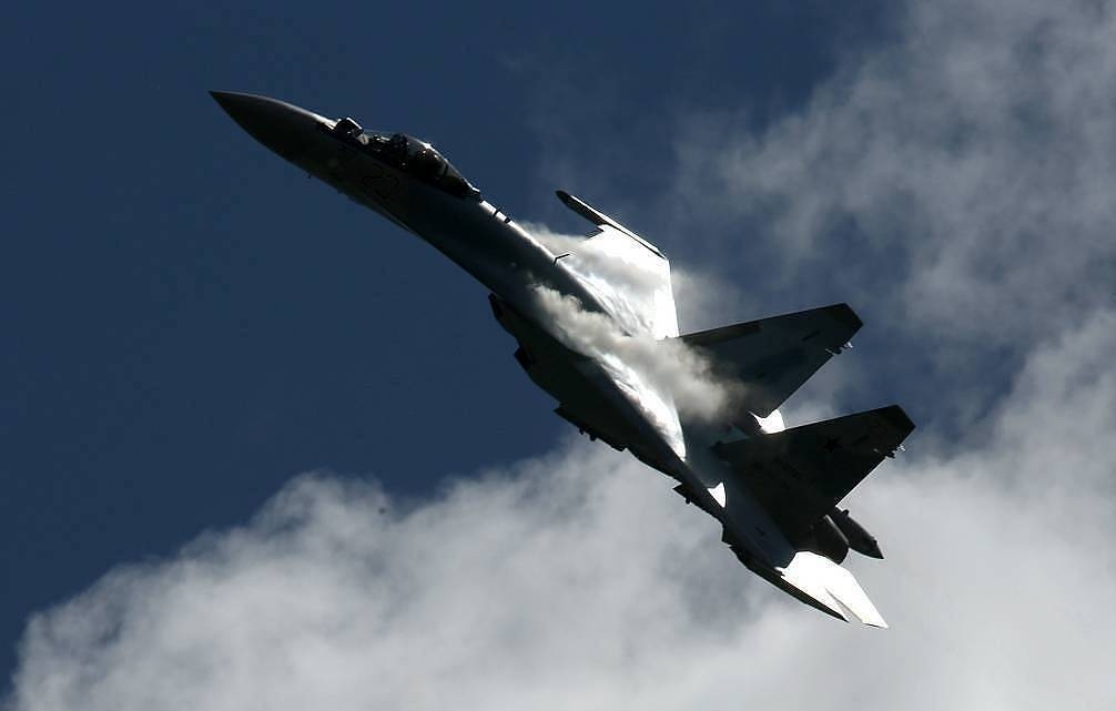 Uy lực tiêm kích Su-35S của Nga khi phá hủy các mục tiêu của Ukraine